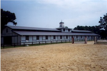 barn1.jpg